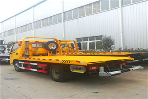 路南附近拖车救援搭电